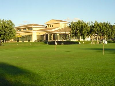 Exklusiver Neubau am Golfplatz